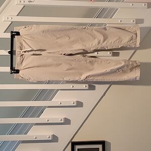 Khaki capris pants